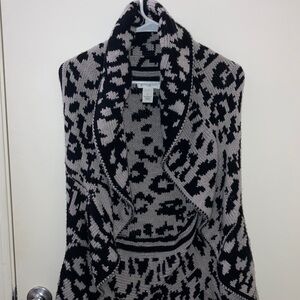 Studio Black and Gray/Tan Patterned Women's Cardigan